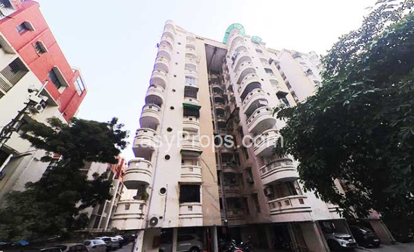 4 Bhk Flat on Sell